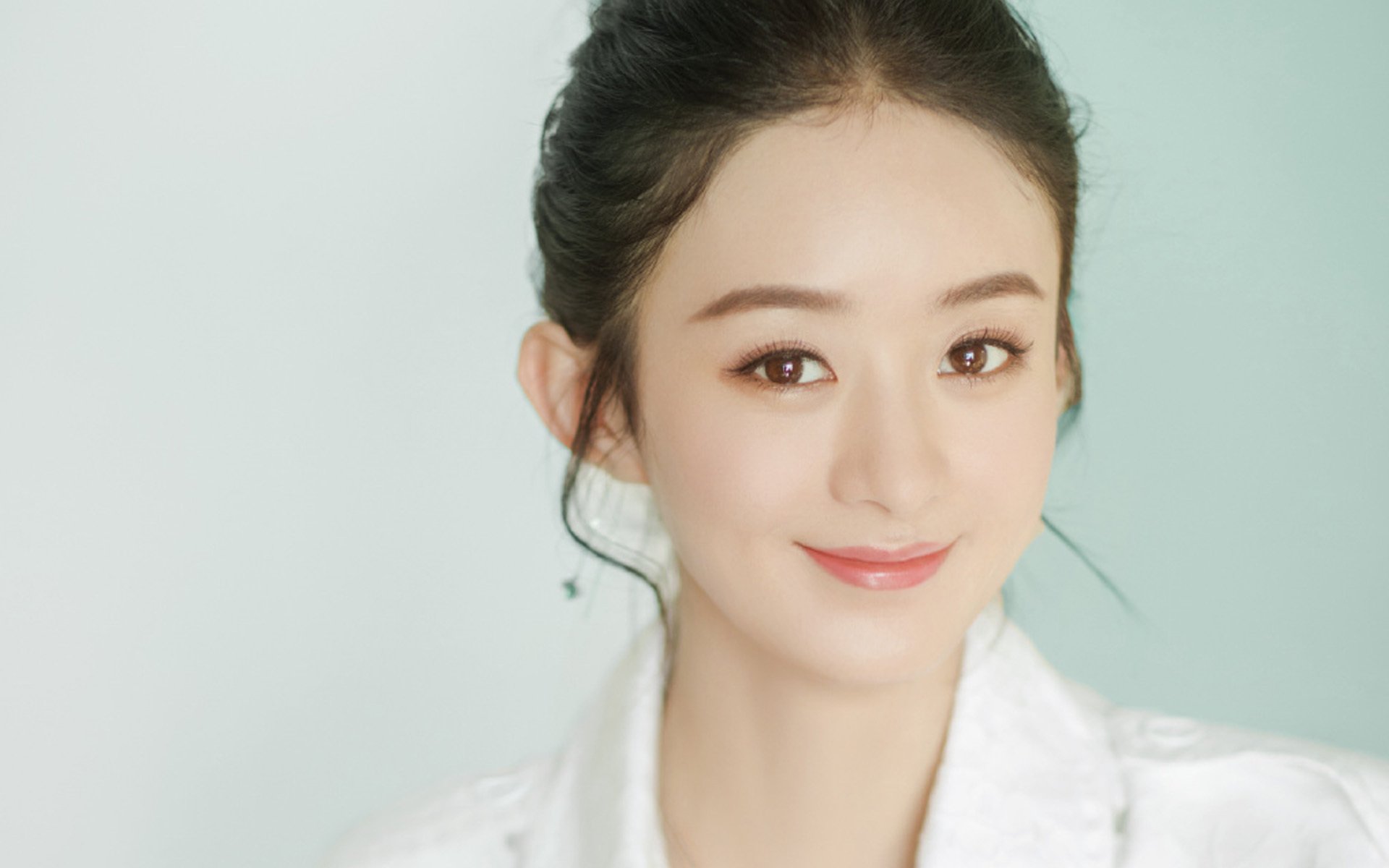 开云体育APP下载-今夜，速度撕开两道口子，F1引擎在巴林轰鸣，爱德华兹在明尼苏达燃烧