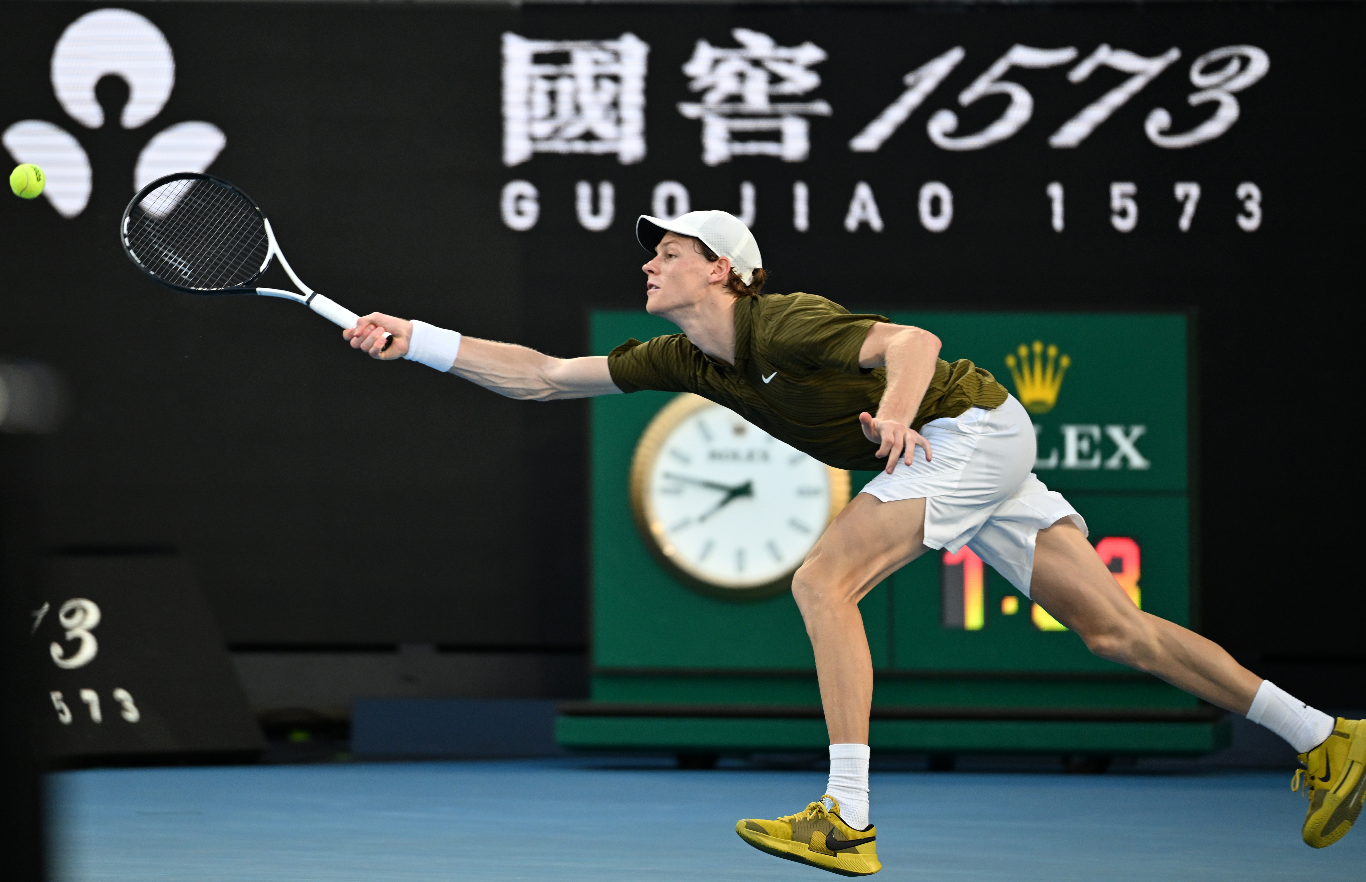 开云-澳网轻取戴维斯杯，辛纳惊艳四座